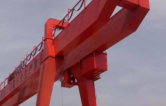 双梁糖心VLOG网页版中的吊杆装置具有什么作用都有哪些呢?